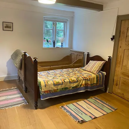 Cozy Getaway Holse بيت للعطل