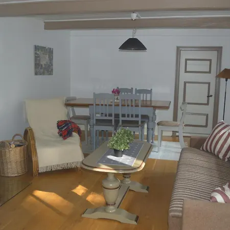 Cozy Getaway Holse بيت للعطل