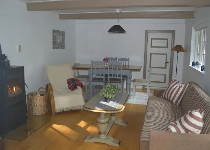 Cozy Getaway Holse Casa de Férias
